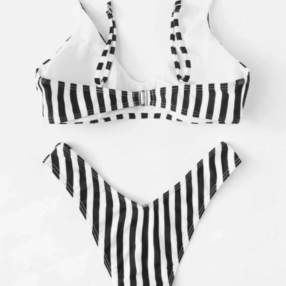 Striped Cheeky Bikini Set - Picture 6 of 12